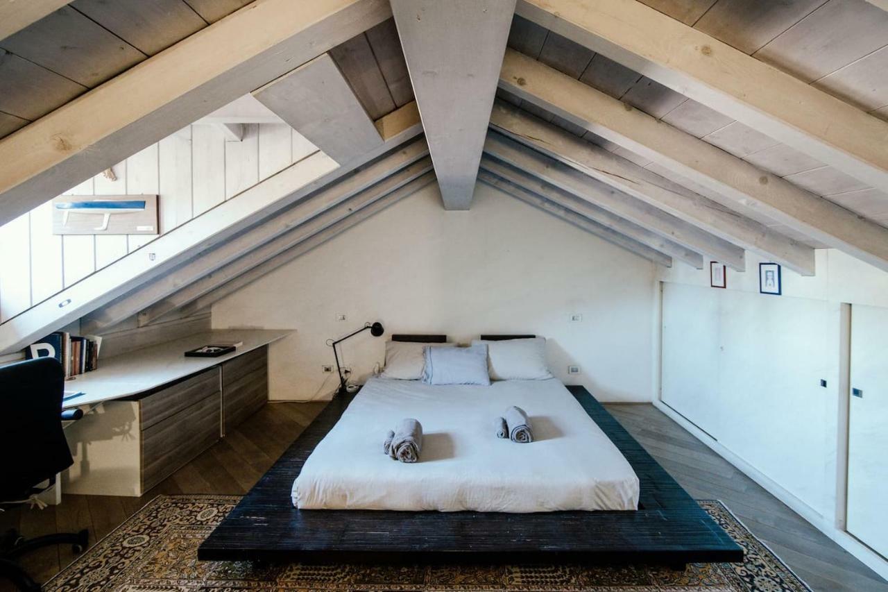 Апартаменты Sailer Loft - The House Of Travelers Комо Экстерьер фото