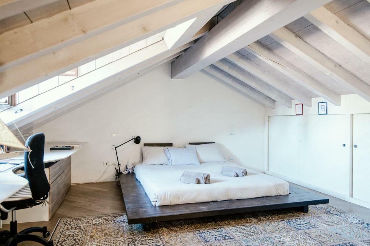 Апартаменты Sailer Loft - The House Of Travelers Комо Экстерьер фото